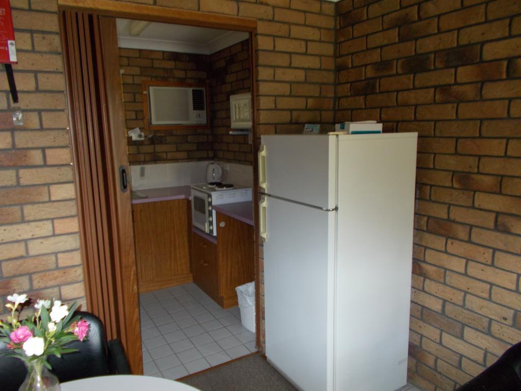 Park House Motor Inn Oakey 외부 사진