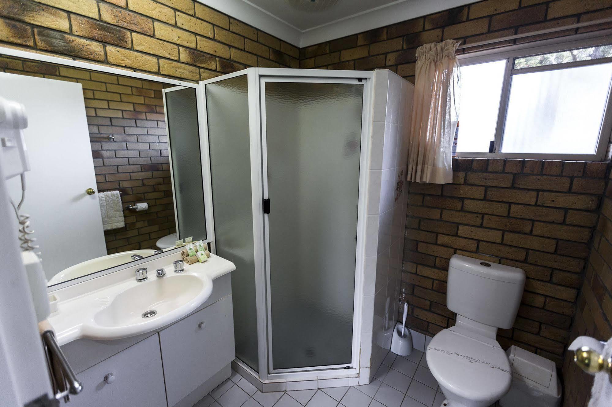 Park House Motor Inn Oakey 외부 사진