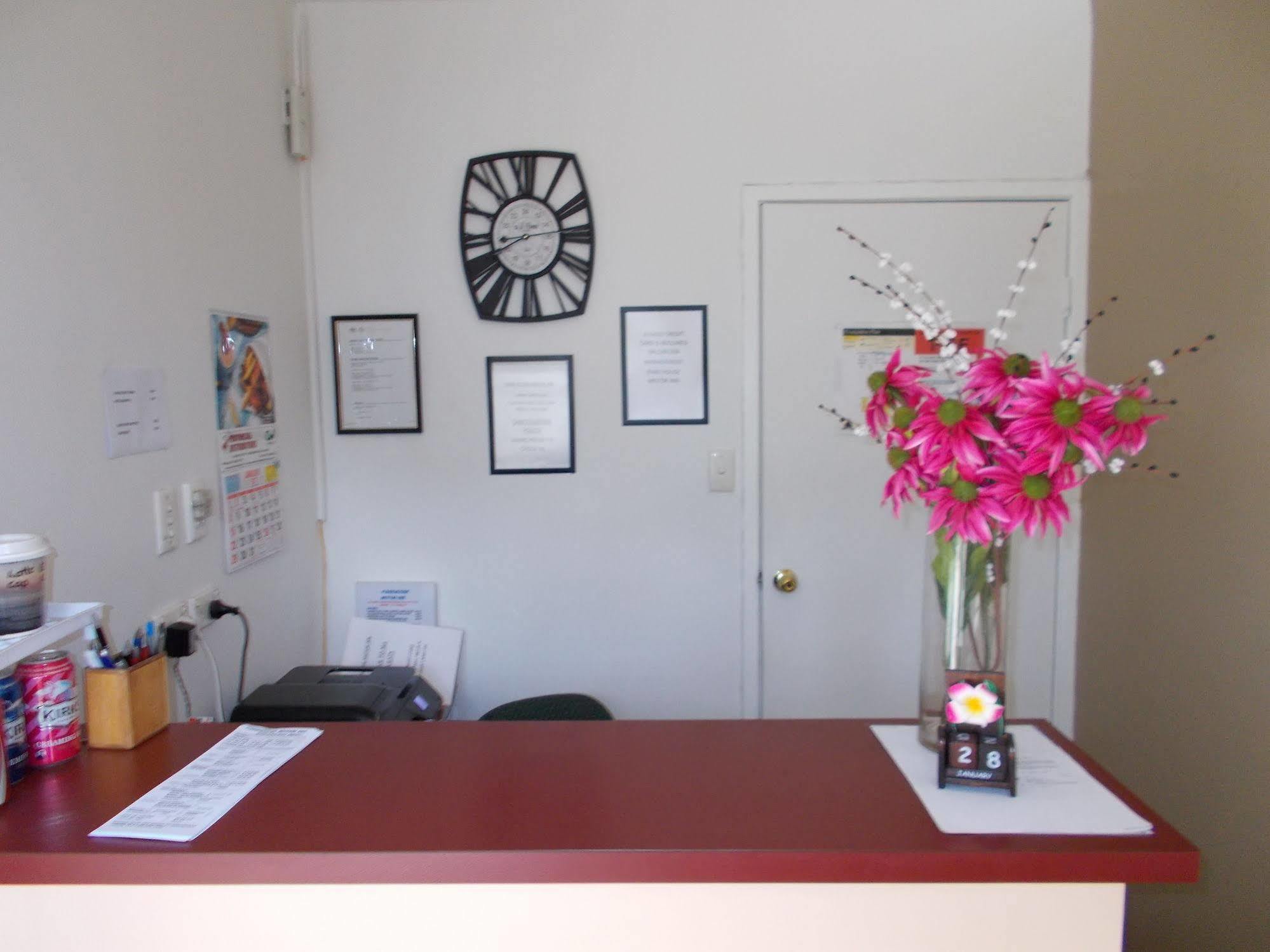 Park House Motor Inn Oakey 외부 사진