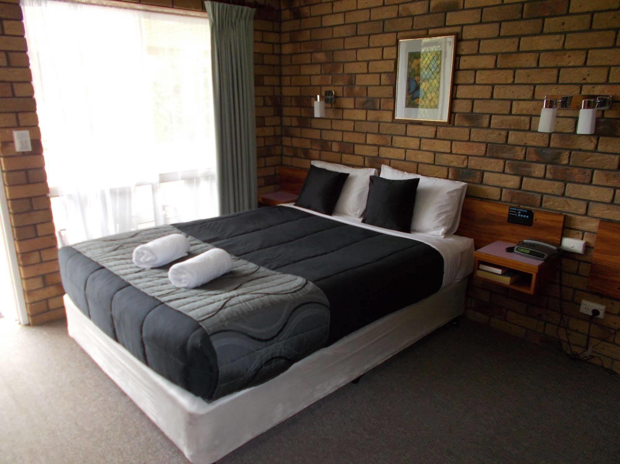 Park House Motor Inn Oakey 외부 사진
